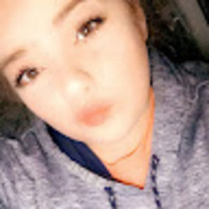 Meet your Posher, Becka